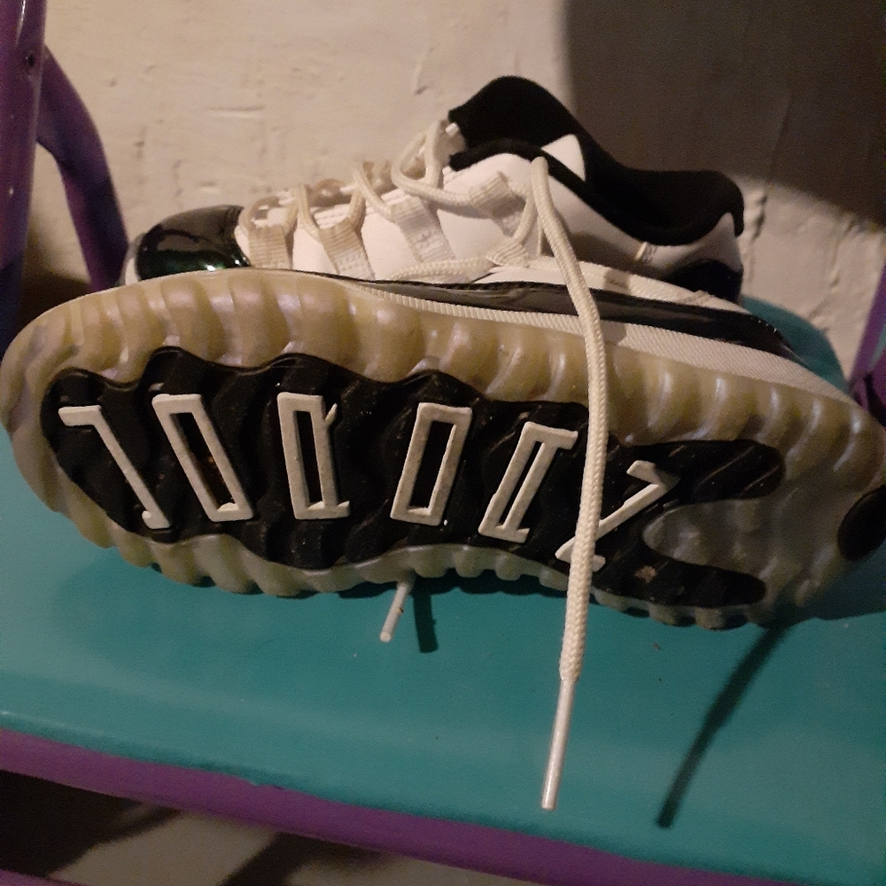 Jordan's - Picture 2 of 3